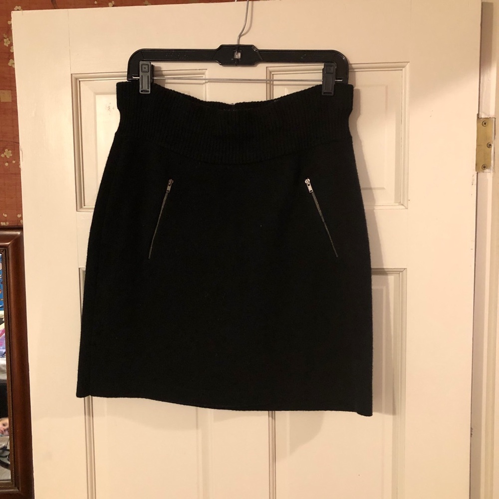 Black Sweater Material Skirt (L)